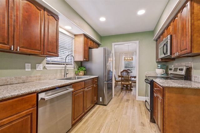2540 Sunscape Lane, Dallas, TX 75287