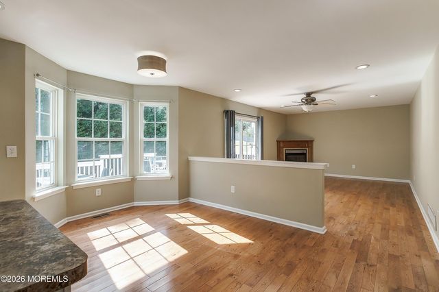 1047 Rudder Avenue, Manahawkin, NJ 08050