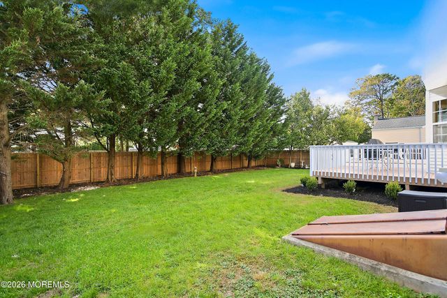 1047 Rudder Avenue, Manahawkin, NJ 08050