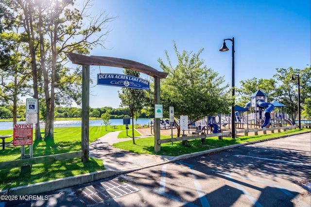 1047 Rudder Avenue, Manahawkin, NJ 08050