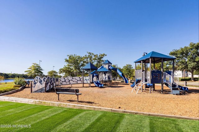 1047 Rudder Avenue, Manahawkin, NJ 08050