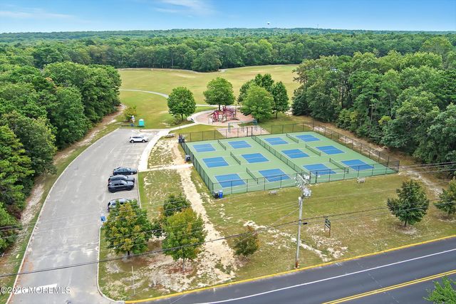1047 Rudder Avenue, Manahawkin, NJ 08050