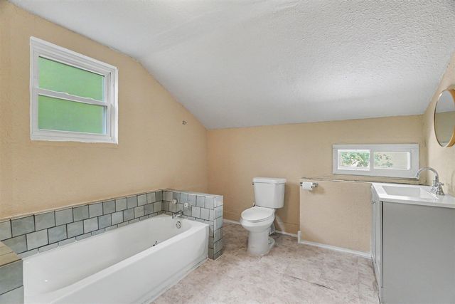 553 Ely Street, Allegan, MI 49010