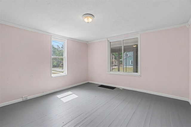 553 Ely Street, Allegan, MI 49010