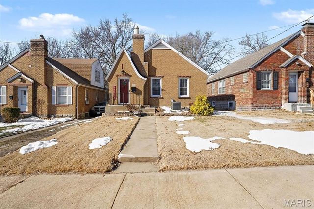 415 Thomas Avenue, Ferguson, MO 63135