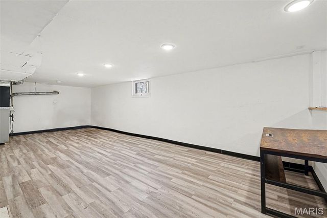 415 Thomas Avenue, Ferguson, MO 63135