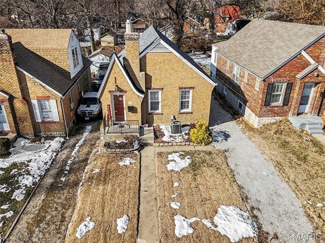 415 Thomas Avenue, Ferguson, MO 63135