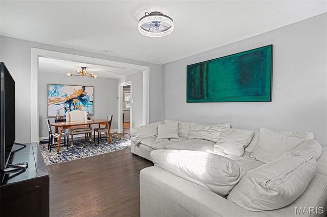 415 Thomas Avenue, Ferguson, MO 63135