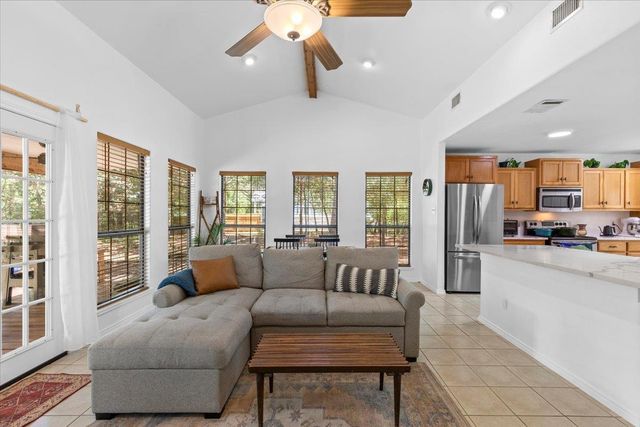 120 Lake Point WAY, Bastrop, TX 78602