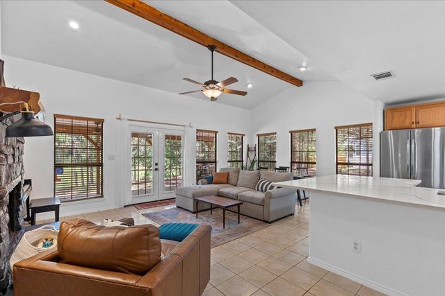 120 Lake Point WAY, Bastrop, TX 78602