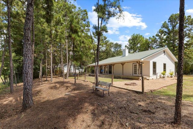 120 Lake Point WAY, Bastrop, TX 78602