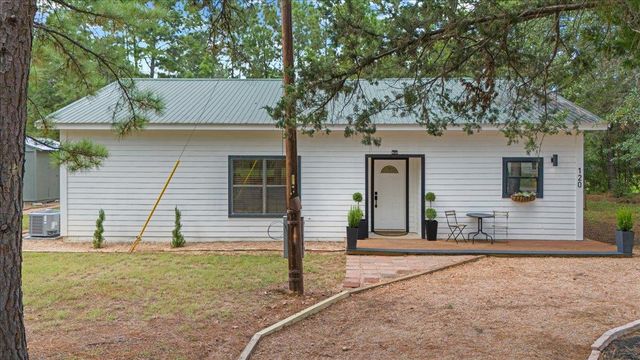 120 Lake Point WAY, Bastrop, TX 78602