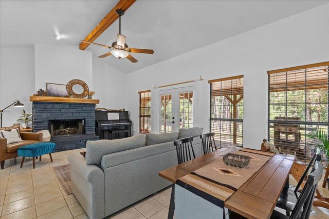 120 Lake Point WAY, Bastrop, TX 78602