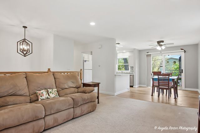 305 Woodbine Avenue, Island Lake, IL 60042