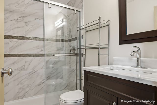 305 Woodbine Avenue, Island Lake, IL 60042