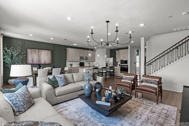 1508 Whistlers Way, Marion, TX 78124