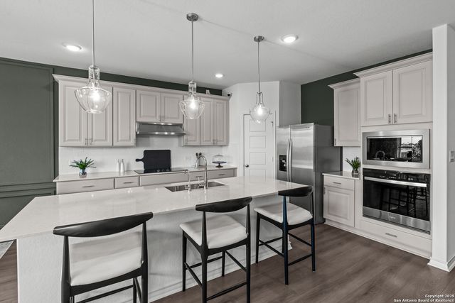 1508 Whistlers Way, Marion, TX 78124