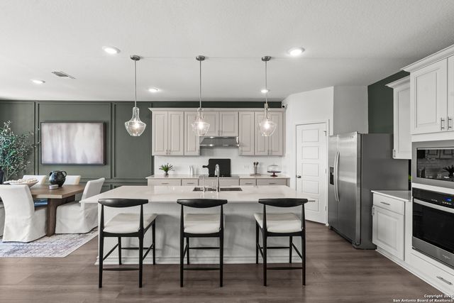 1508 Whistlers Way, Marion, TX 78124