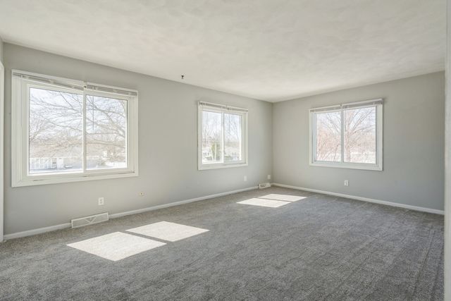 3709 31ST Avenue 13, Rock Island, IL 61201