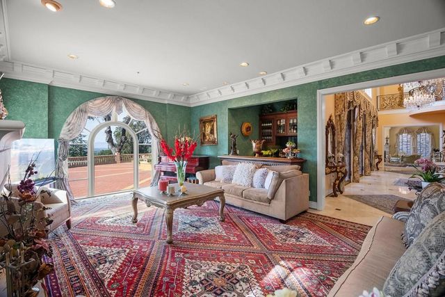 16840 Cypress Way, Los Gatos, CA 95030