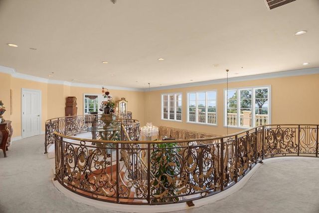 16840 Cypress Way, Los Gatos, CA 95030