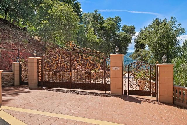 16840 Cypress Way, Los Gatos, CA 95030