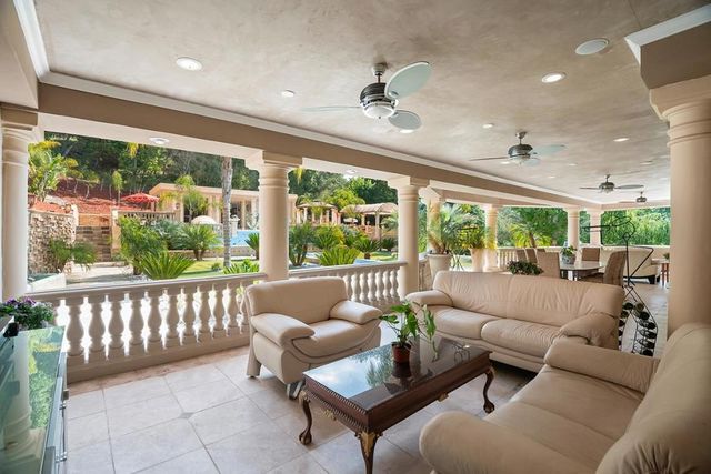 16840 Cypress Way, Los Gatos, CA 95030