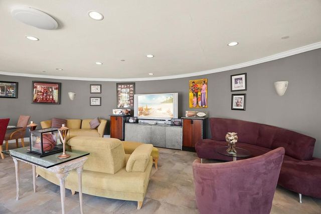 16840 Cypress Way, Los Gatos, CA 95030