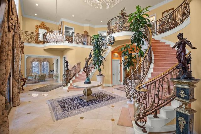 16840 Cypress Way, Los Gatos, CA 95030