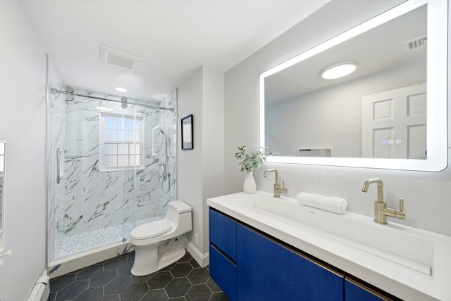 8 Phinney Rd, Lexington, MA 02421