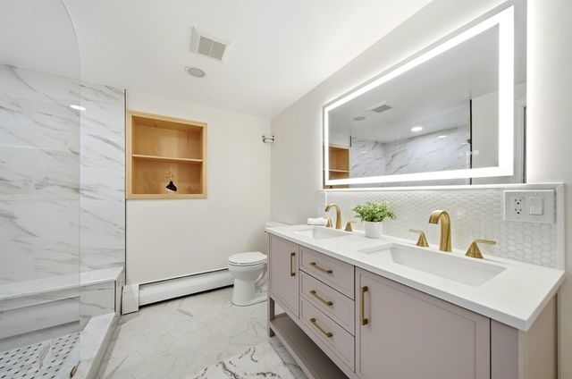 8 Phinney Rd, Lexington, MA 02421