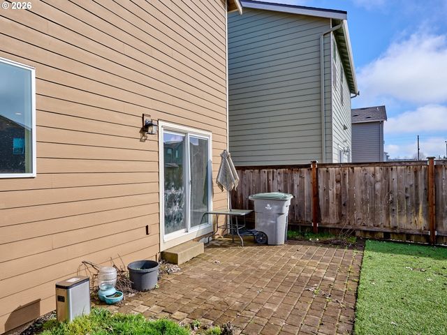 1986 Nw 23RD St, Mc Minnville, OR 97128