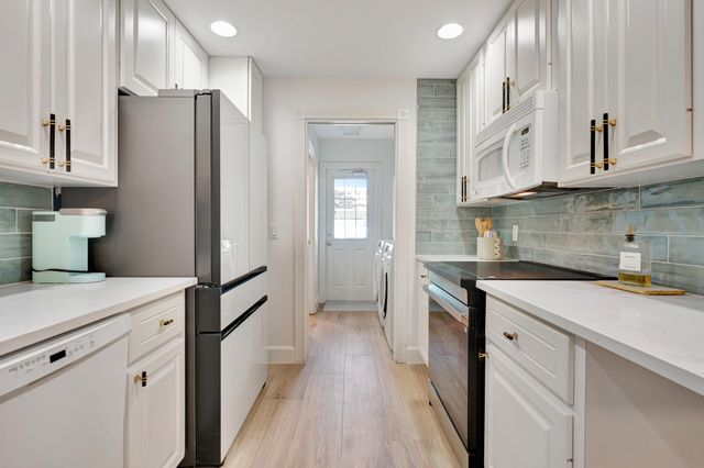 3032 W Community Drive, Jupiter, FL 33458