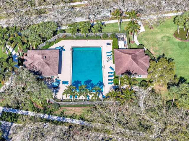 3032 W Community Drive, Jupiter, FL 33458