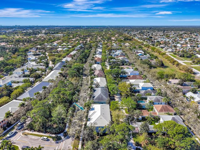 3032 W Community Drive, Jupiter, FL 33458