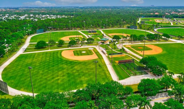 3032 W Community Drive, Jupiter, FL 33458