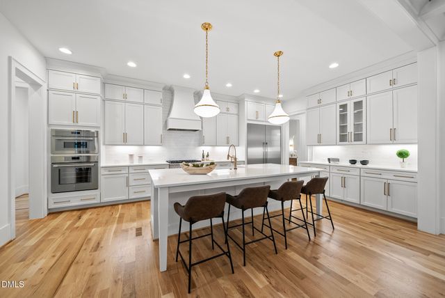 1609 Ridge Road, Raleigh, NC 27607
