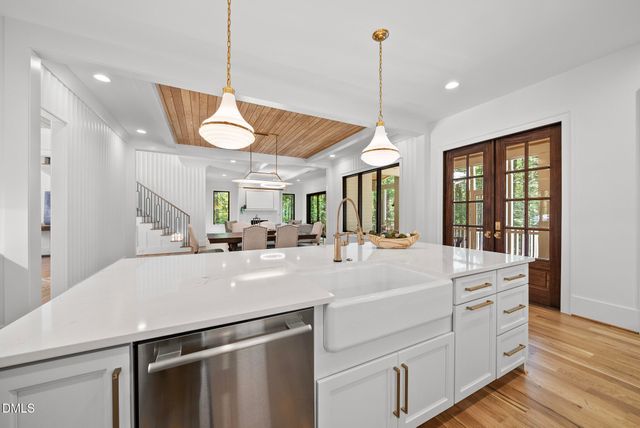 1609 Ridge Road, Raleigh, NC 27607