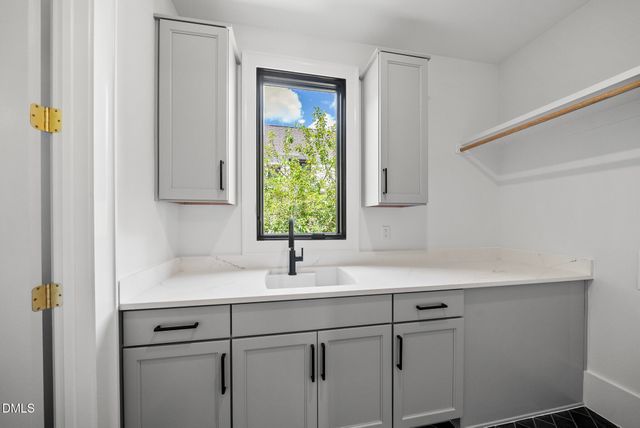 1609 Ridge Road, Raleigh, NC 27607