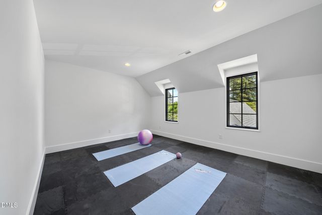 1609 Ridge Road, Raleigh, NC 27607
