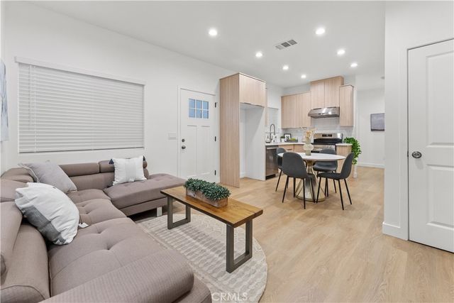 436 E Truslow Avenue, Fullerton, CA 92832