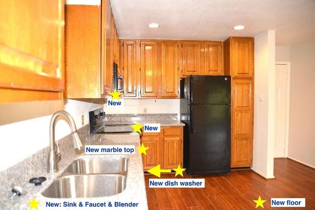 2207 S Braeswood Boulevard 42J, Houston, TX 77030