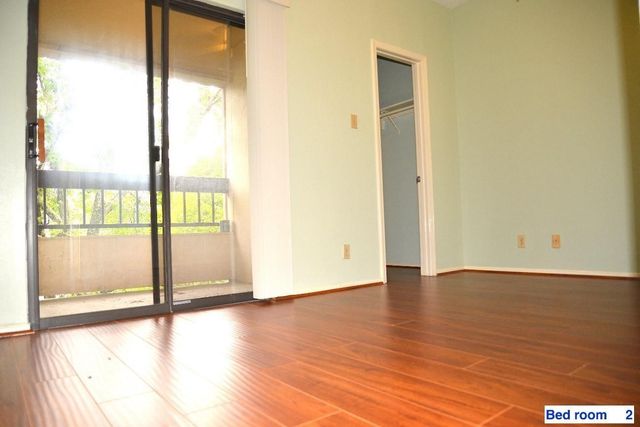 2207 S Braeswood Boulevard 42J, Houston, TX 77030
