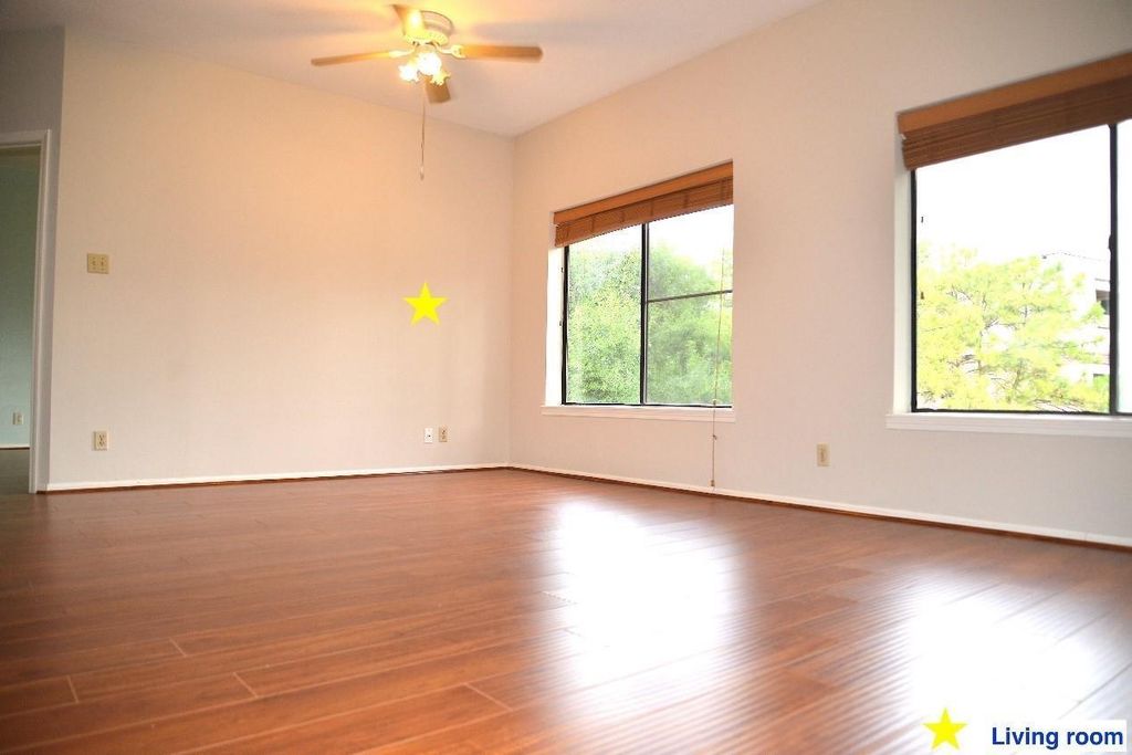 2207 S Braeswood Boulevard 42J, Houston, TX 77030