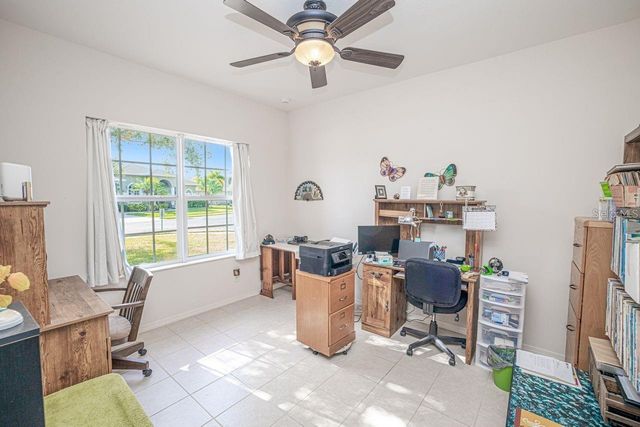 2860 SUNCOAST LAKES BOULEVARD, Port Charlotte, FL 33980