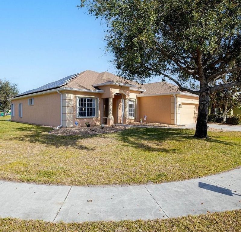 2860 SUNCOAST LAKES BOULEVARD, Port Charlotte, FL 33980