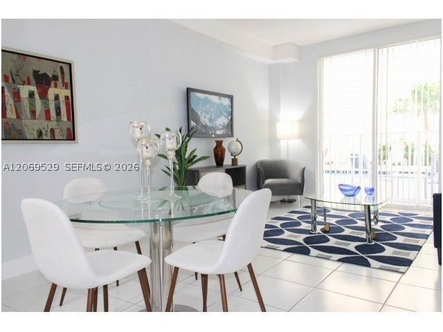 2601 NW 16th St Rd 108, Miami, FL 33125