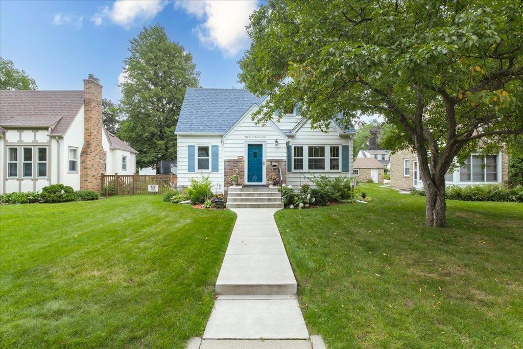 5709 11th Avenue S, Minneapolis, MN 55417