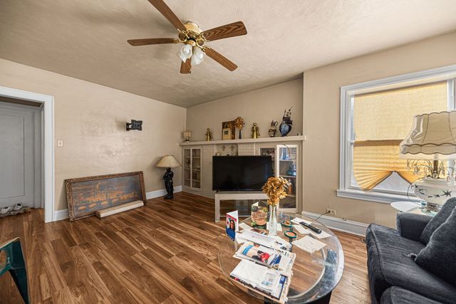 6749 S Peoria Street, Chicago, IL 60621