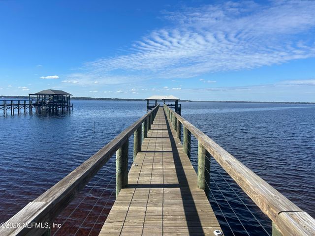 400 HALLOWES Cove, St. Johns, FL 32259